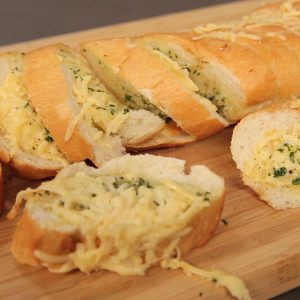 12-bagietka-czosnkowa.jpg Langoś Solo