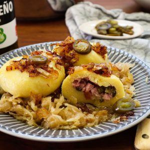 3da0b2bc369e624ecb4f0a806393b165.jpeg Bramborové knedlíky plněné uzeným masem 6 szt.